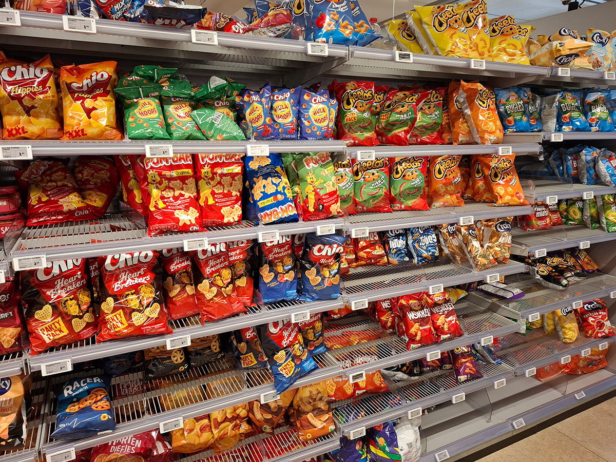 Chips shelf